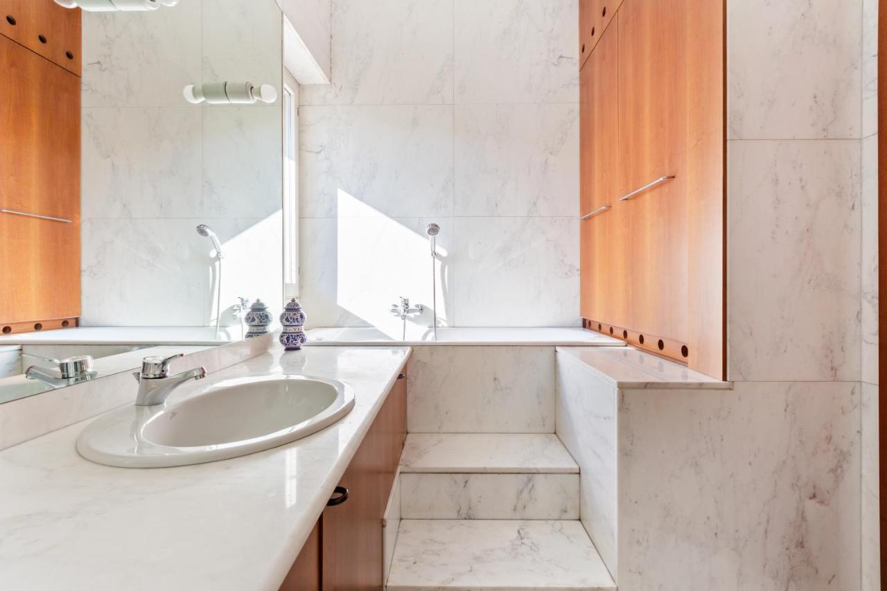Apartment Terrace Penthouse With Duomo View *