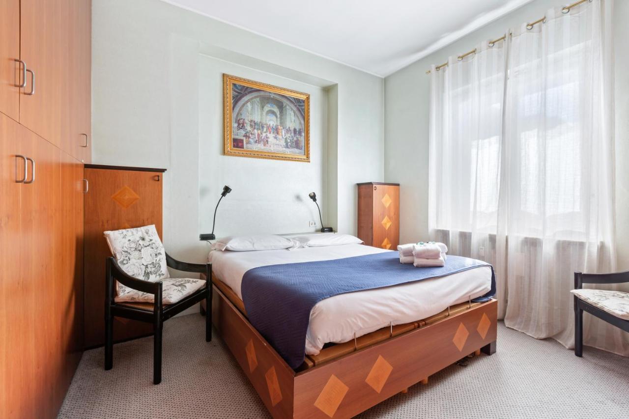 Terrace Penthouse With Duomo View Apartment